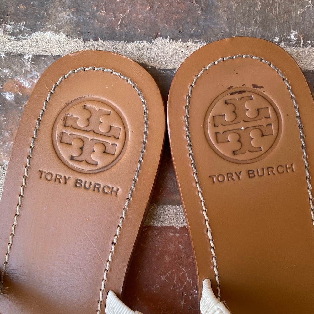 Tory Burch Tan Leather Thong Sandals with White Straps and Gold Logo Charm - Picture 6 of 16